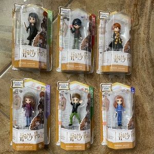 New set of 6 Harry Potter Magical Minis